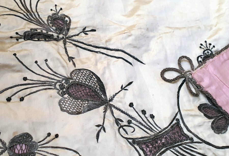 OSMANLI DÖNEMİ GÜMÜŞ İŞLEMELİ GELİN BOHÇASI