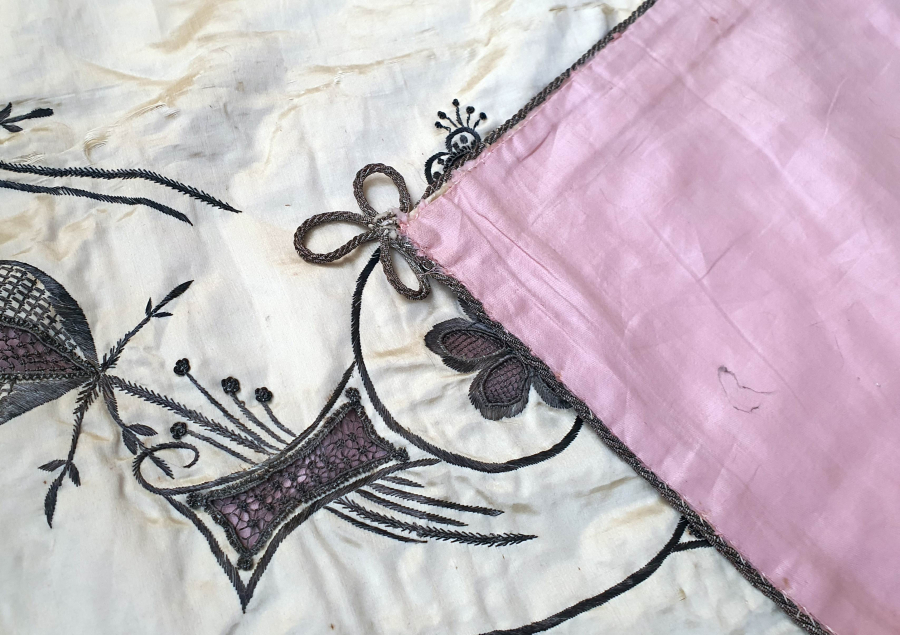 OSMANLI DÖNEMİ GÜMÜŞ İŞLEMELİ GELİN BOHÇASI