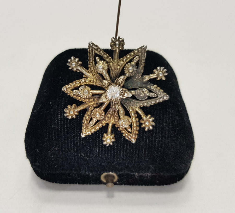 OSMANLI DÖNEMİ ORTASI ELMAS TAŞLI YILDIZ FORMLU BROŞ İĞNE