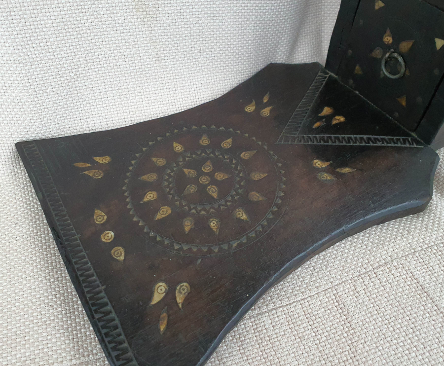 OSMANLI DÖNEMİ ÜZERİ İŞLEMELİ NADİR FORMDA AHŞAP KAHVE DEĞİRMENİ