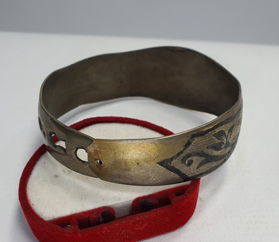 ÜZERİ OSMANLICA YAZILI GÜMÜŞ BİLEZİK