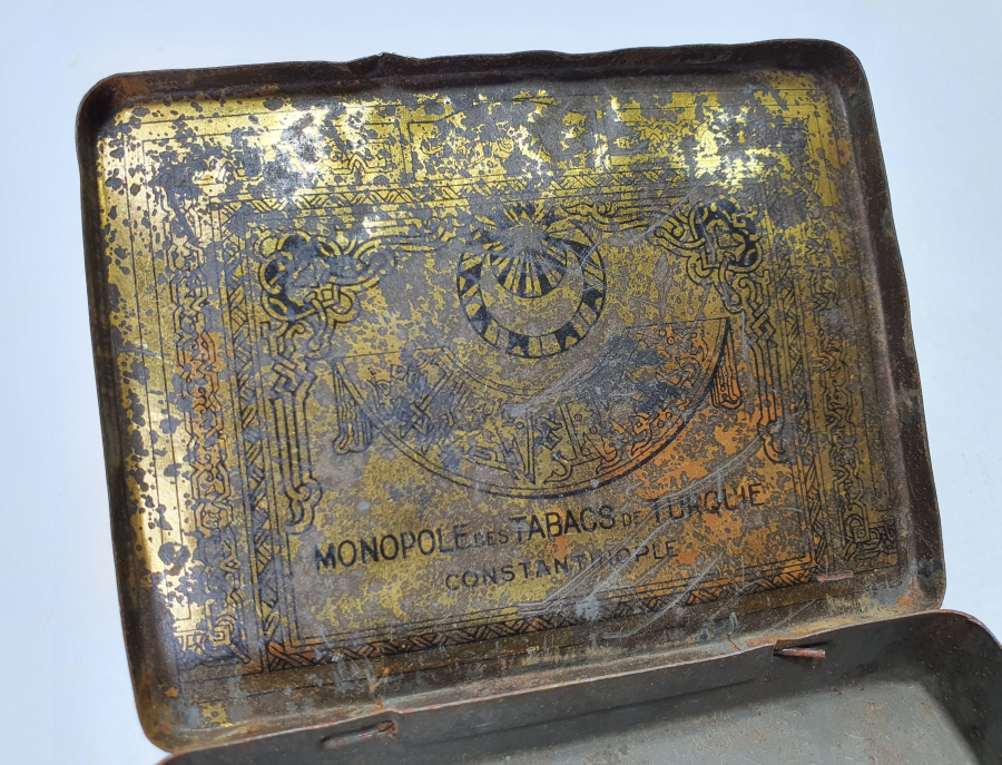ÜZERİ VE YANLARI OSMANLICA YAZILI OSMANLI DÖNEMİ SİGARA TABAKASI