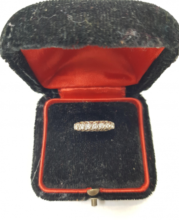 YEDİTAŞLI PIRLANTA YÜZÜK 