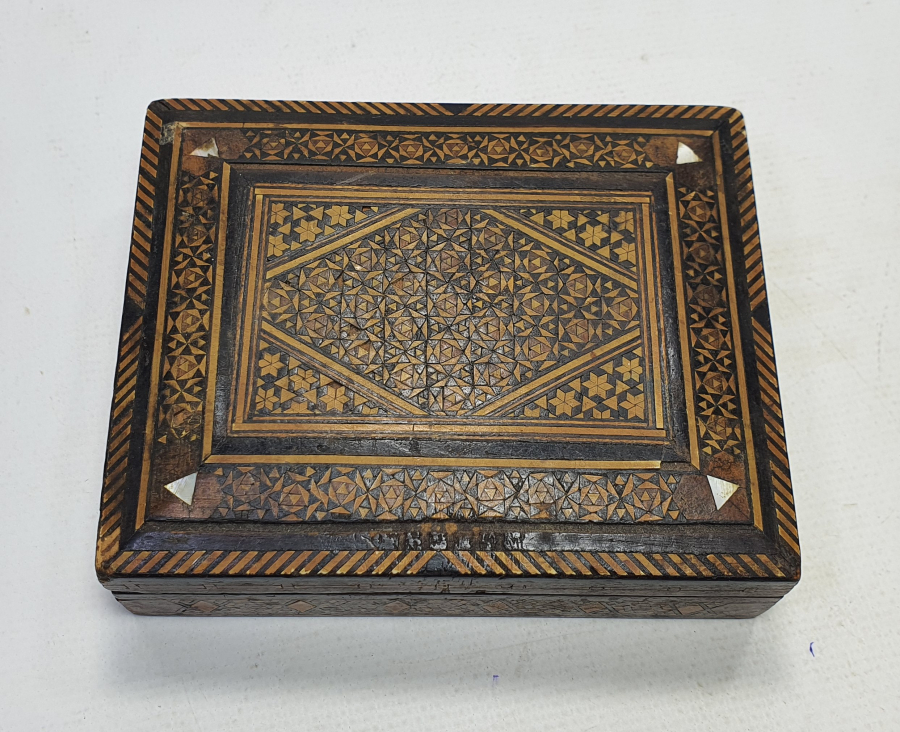 OSMANLI DÖNEMİ MARKUTERİ İŞÇİLİKLİ MÜCEVHER KUTUSU