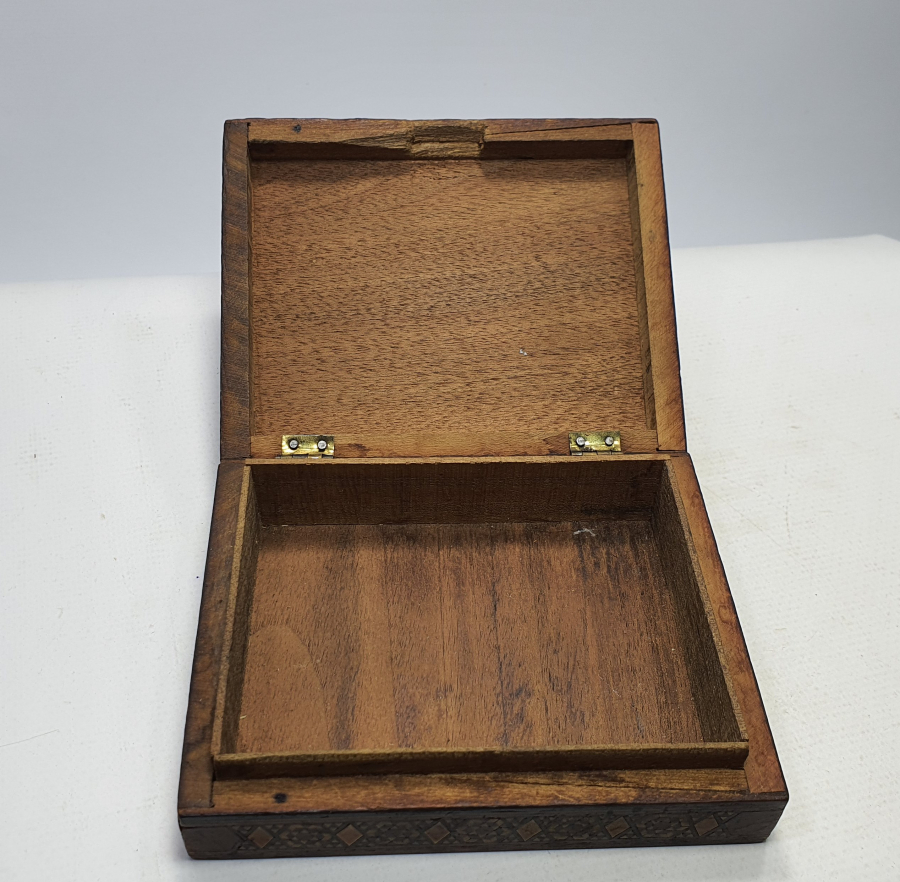 OSMANLI DÖNEMİ MARKUTERİ İŞÇİLİKLİ MÜCEVHER KUTUSU