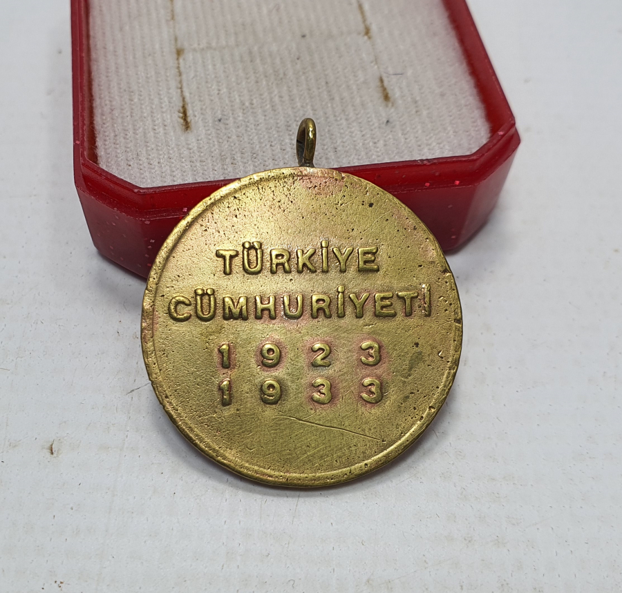 ÇİL KONDİSYONDA 10. YIL MADALYONU