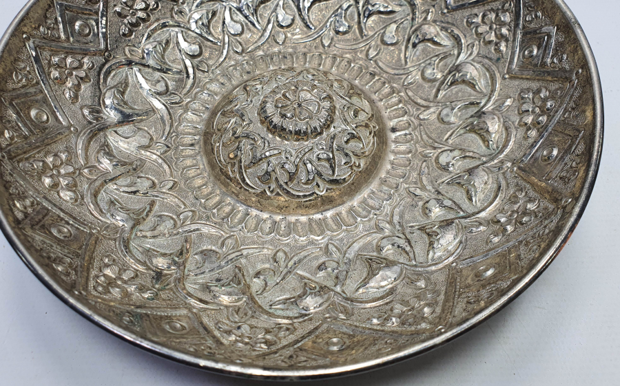 GÜMÜŞ KAPLAMA KABARTMA İŞÇİLİKLİ HAMAM TASI