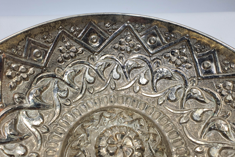 GÜMÜŞ KAPLAMA KABARTMA İŞÇİLİKLİ HAMAM TASI