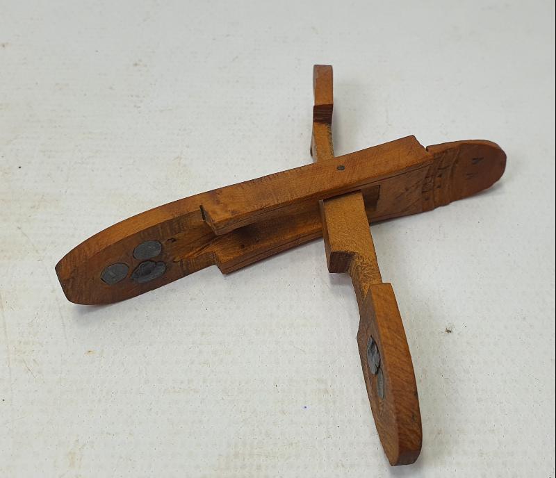 OSMANLI DÖNEMİ AHŞAPTAN MAMUL NADİR KUYUMCU TERAZİSİ