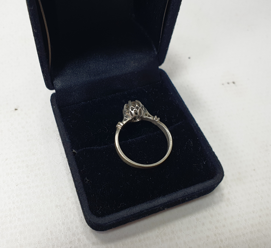 1900 BAŞLARI ÖZEL YAPIM PIRLANTA YÜZÜK