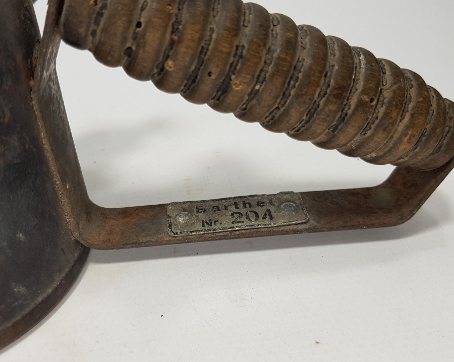 ALMAN MALI ANTİKA PÜRMÜZ