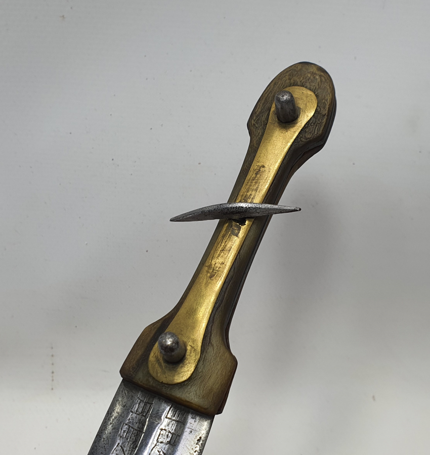 CUMHURİYET BAŞLARI AFYON KAMASI