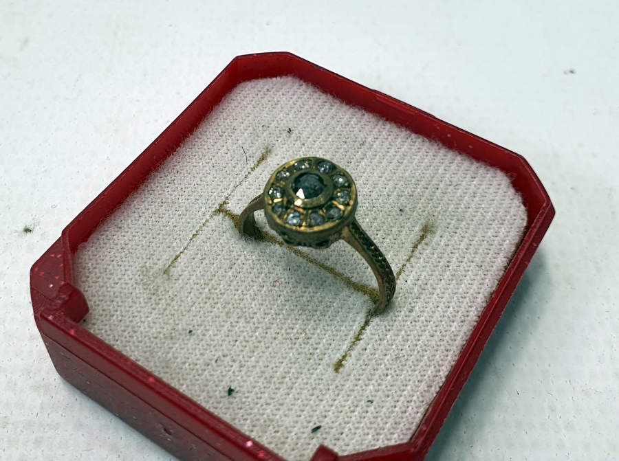 ELMAS TAŞLI ANTİKA BAYAN YÜZÜĞÜ