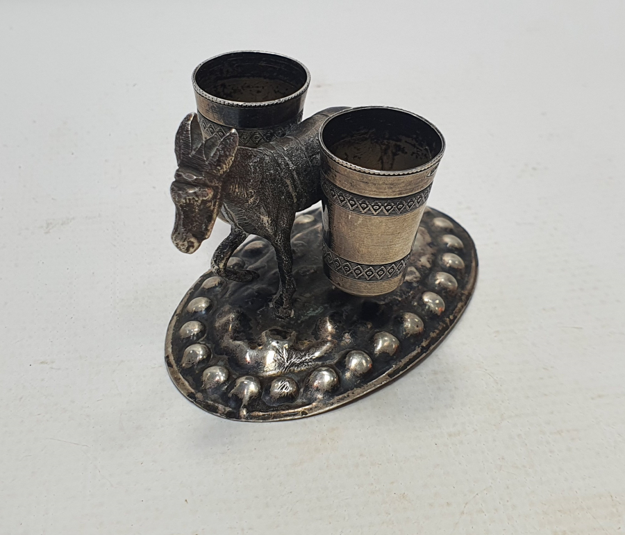 GÜMÜŞ EŞEK FİGÜRLÜ HOKKA