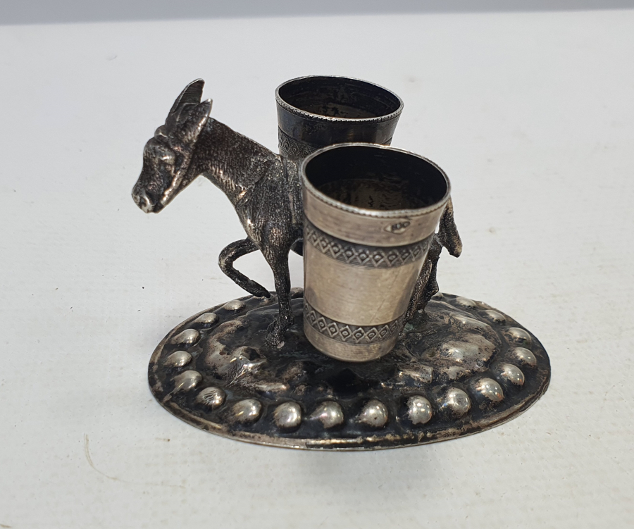 GÜMÜŞ EŞEK FİGÜRLÜ HOKKA