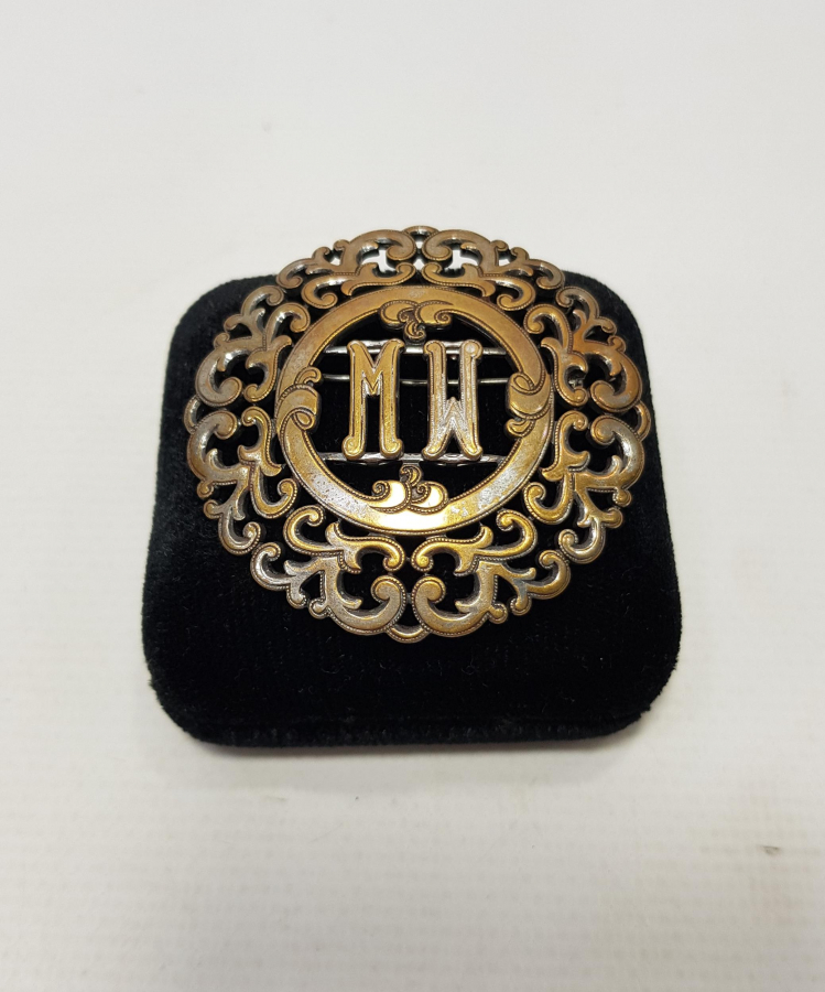 İNİSİYALLİ AVRUPA YAPIMI BROŞ