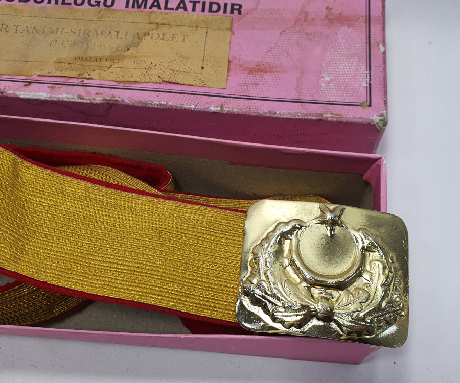 ORJİNAL KUTUSUNDA SUBAY KEMERİ