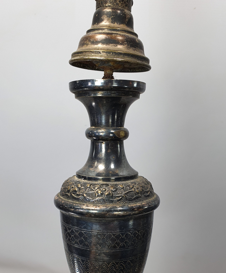 OSMANLI DÖNEMİ AZNAVUR İŞÇİLİKLİ NADİR FORMDA GÜMÜŞ KAPLAMA ŞAMDAN