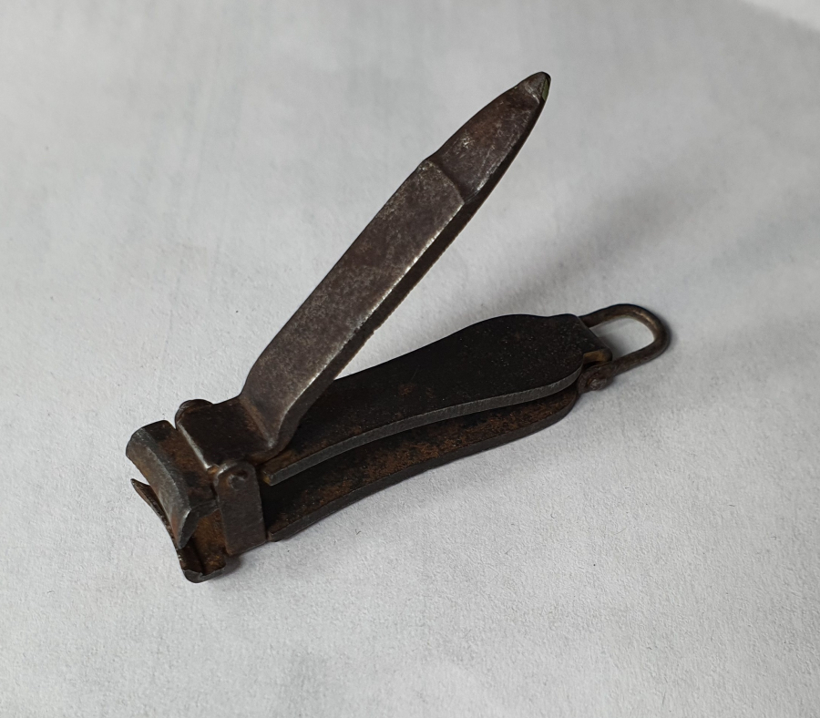 OSMANLI DÖNEMİ EL DÖVME DEMİRDEN MAMUL İLKEL TIRNAK MAKASI