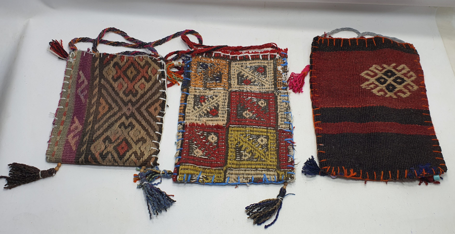 OSMANLI DÖNEMİ KİLİMDEN YAPILMIŞ 3 ADET HEYBE