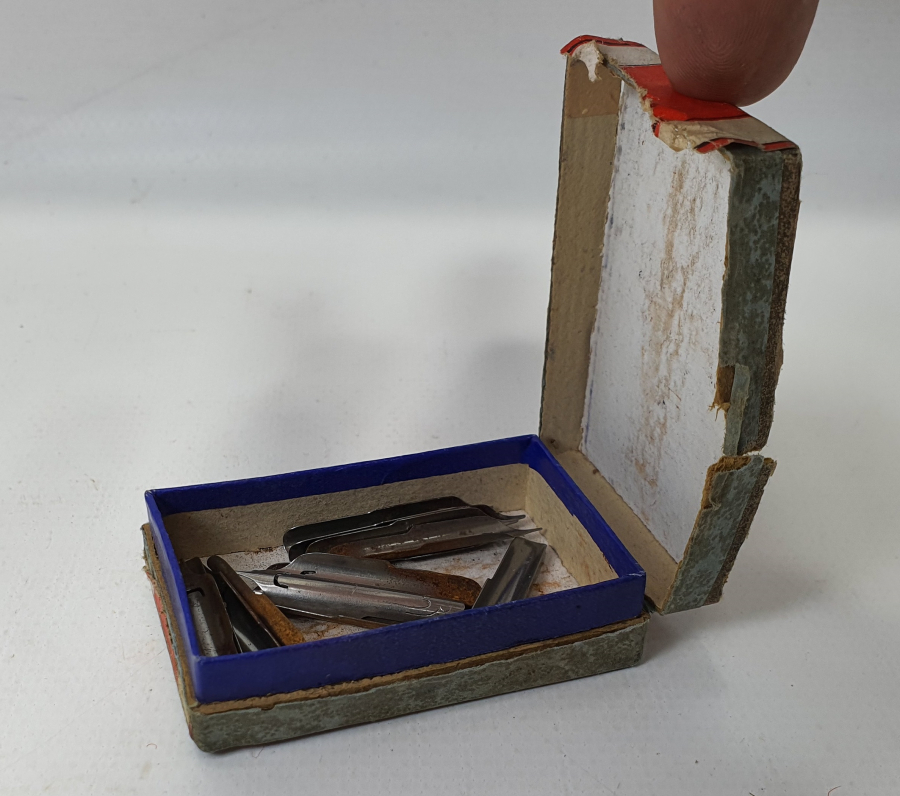 OSMANLI DÖNEMİ ORJİNAL KUTUSUNDA HATTAT DİVİTLERİ