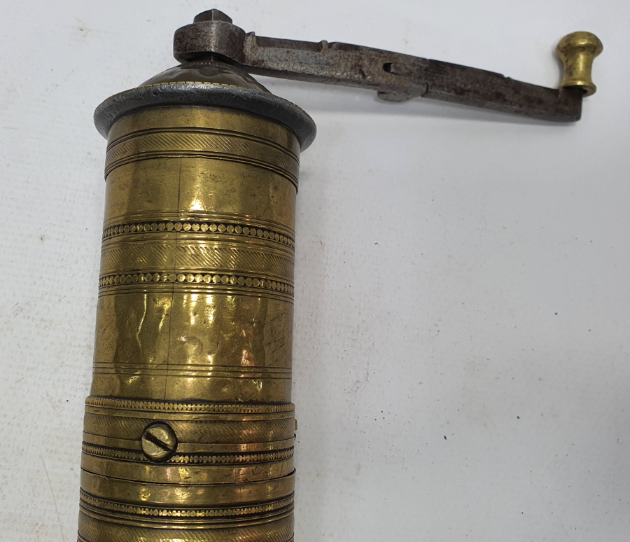 OSMANLI DÖNEMİ USTA DAMGALI KAHVE DEĞİRMENİ