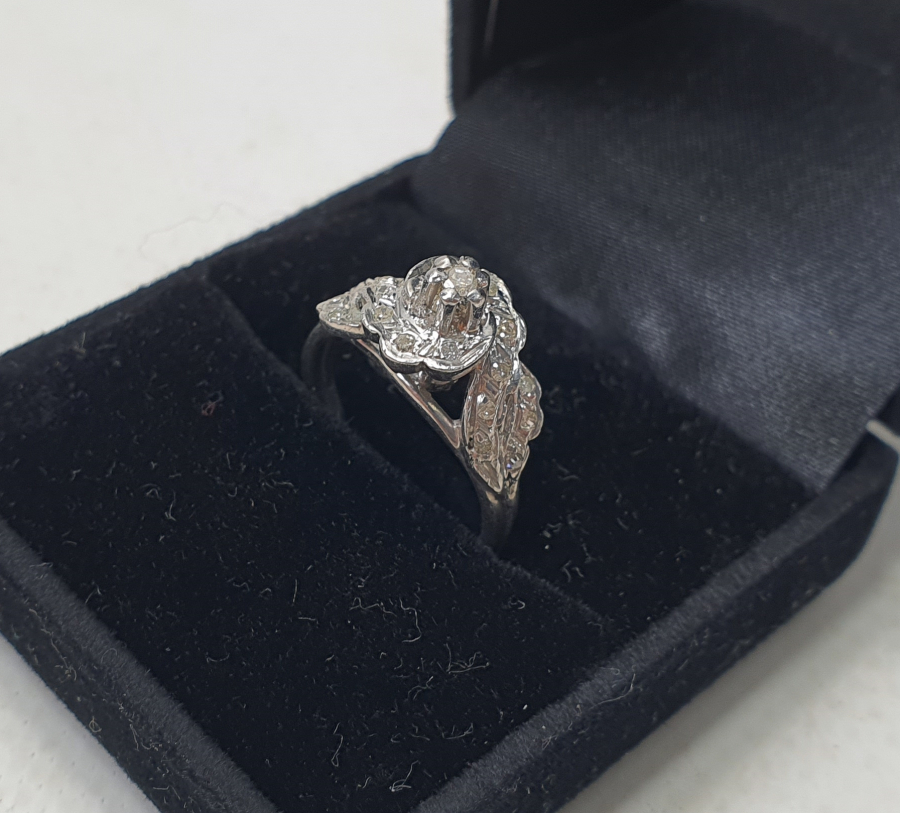 PIRLANTA TAŞLI ÖZEL YAPIM YÜZÜK