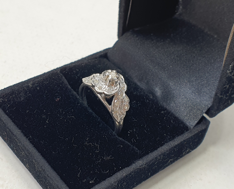 PIRLANTA TAŞLI ÖZEL YAPIM YÜZÜK