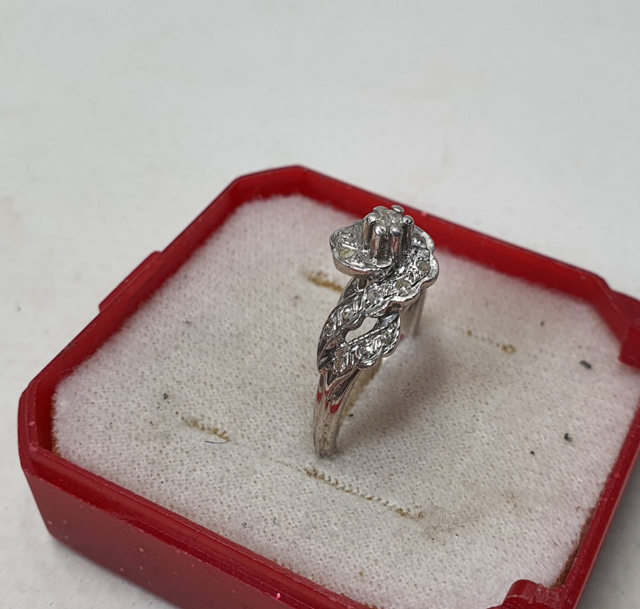 PIRLANTA TAŞLI ÖZEL YAPIM YÜZÜK