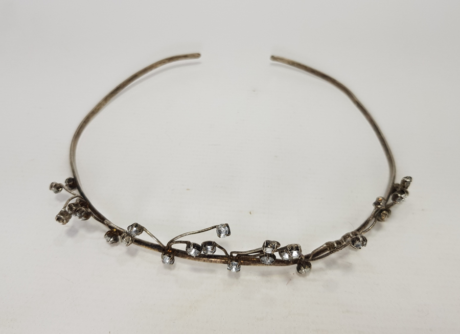 ZİRKON TAŞLARLA SÜSLÜ GÜMÜŞ GELİN TACI 