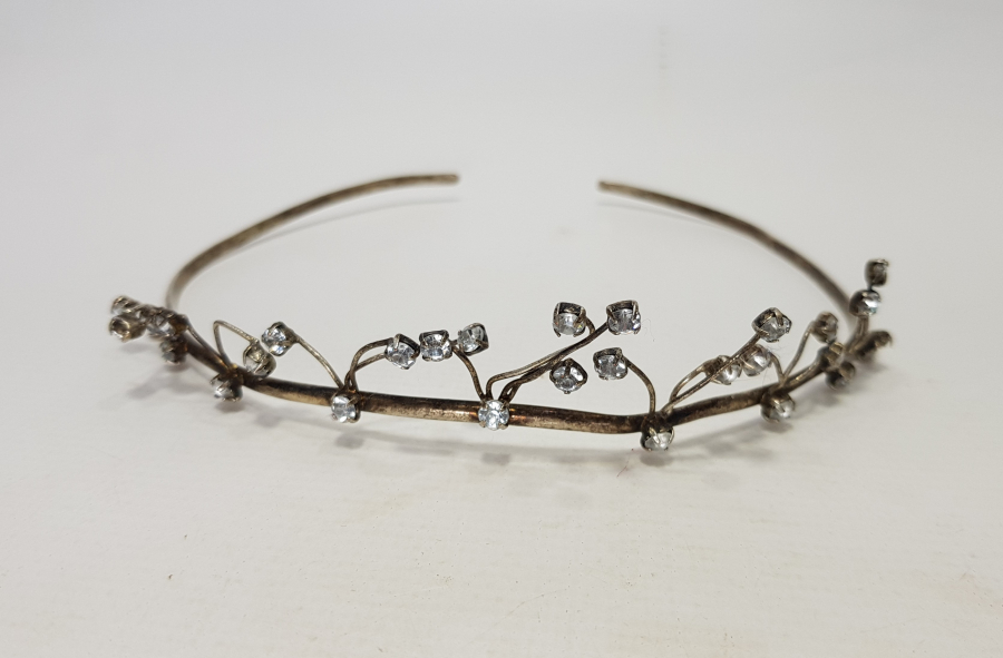 ZİRKON TAŞLARLA SÜSLÜ GÜMÜŞ GELİN TACI 