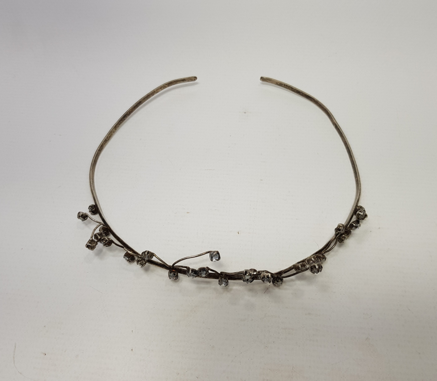 ZİRKON TAŞLARLA SÜSLÜ GÜMÜŞ GELİN TACI 