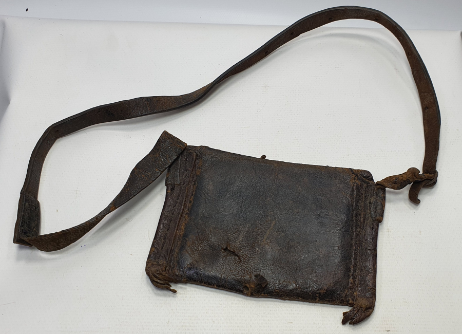 OSMANLI DÖNEMİ DERİDENMAMUL ASKERİ ENAM KABI -  EFE İŞİ ENAM KABI