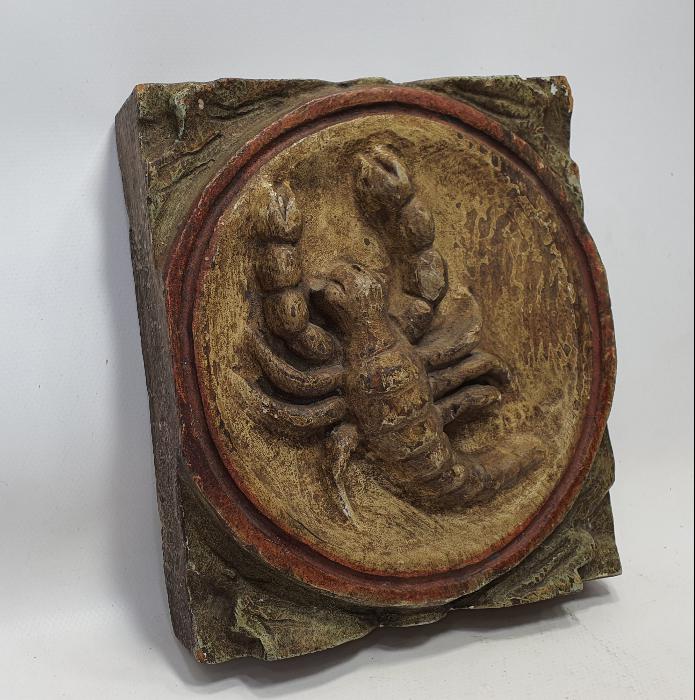 OSMANLI DÖNEMİ EL OYMA KABARTMA İŞÇİLİKLİ AKREP FİGÜRÜ