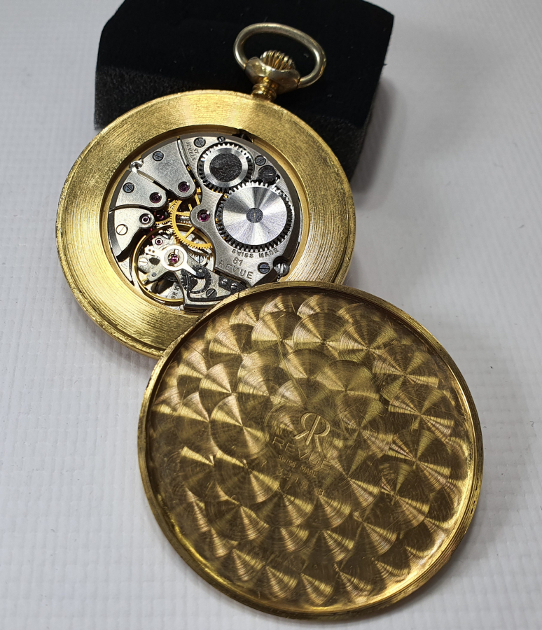 REVUE MARKA ALTIN KAPLAMA KURMALI SMOKİN SAATİ