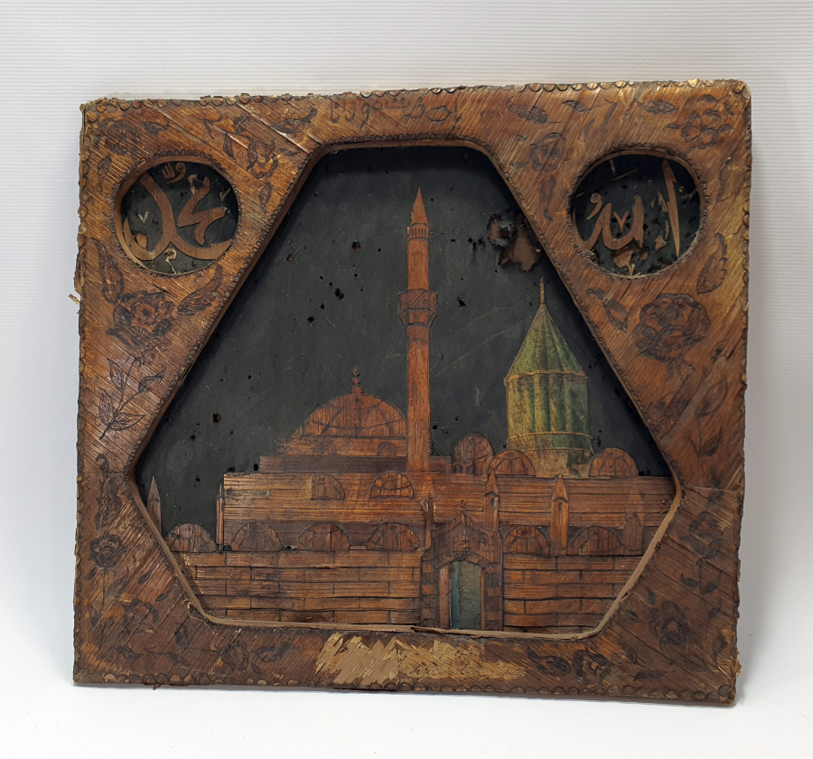 ÜZERİNDE OSMANLICA YA HAZRETİ MEVLANA YAZILI MEVLEVİ LEVHA