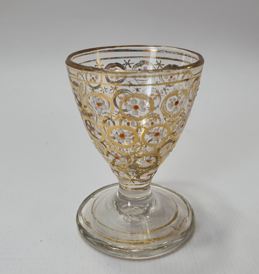 ÜZERİ ALTIN VERMEY VE MİNELİ LİKÖR BARDAĞI