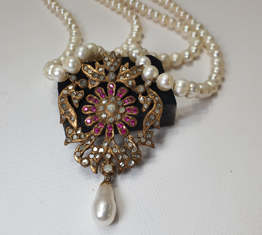 1940 LARDAN ÖZEL YAPIM İNCİ VE ELMASLI GERDANLIK