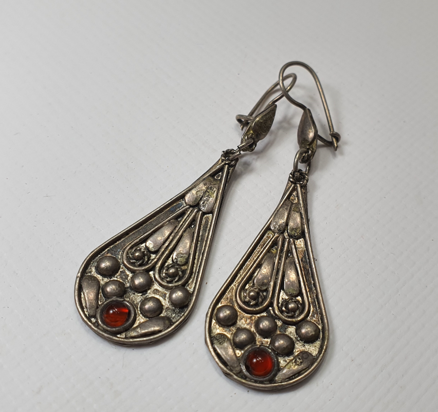 AKİK TAŞLI ÖZEL YAPIM GÜMÜŞ DAMLA KÜPE