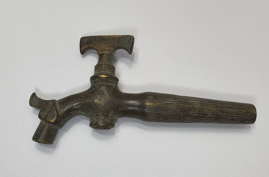 OSMANLI DÖNEMİ KOÇ BAŞLI ŞERBETÇİ MUSLUĞU