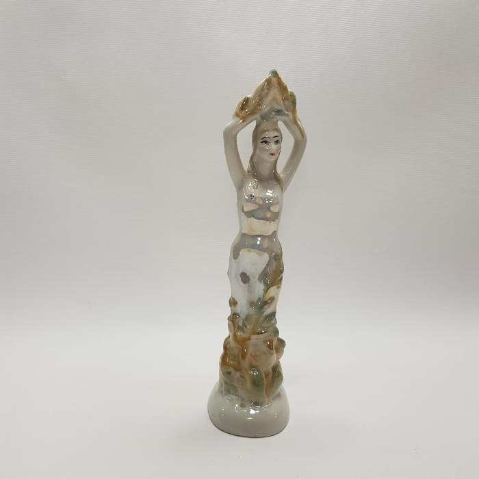 PORSELEN KADIN HEYKELİ 