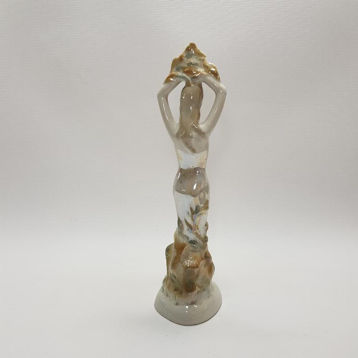 PORSELEN KADIN HEYKELİ 