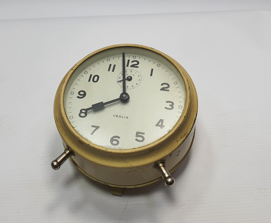 VEGLİA MARKA ANTİKA İTALYAN YAPIMI KURMALI MASA SAATİ