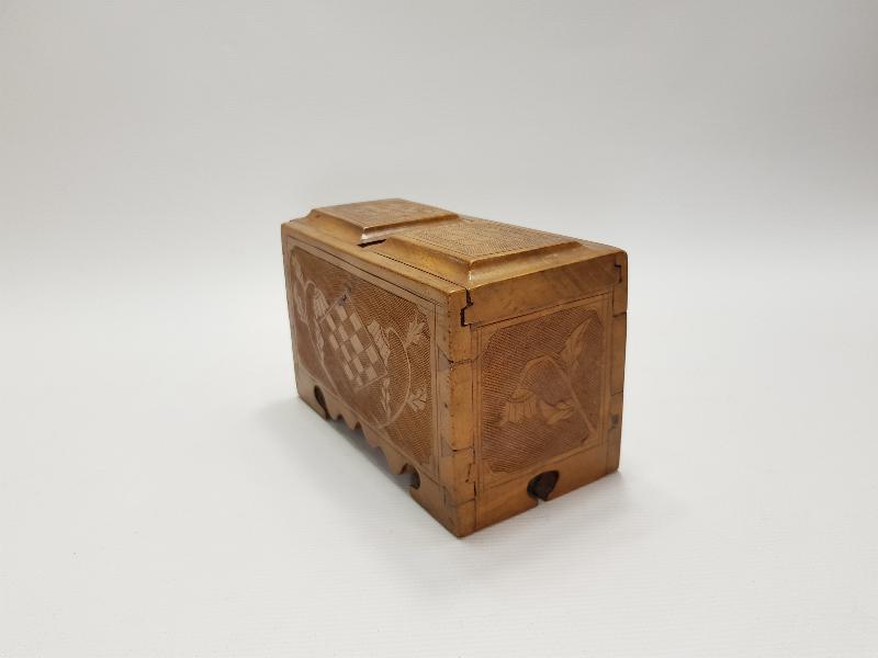 1930'LARDAN SİNOP CEZAEVİ İŞİ AHŞAP KAHVE KUTUSU 