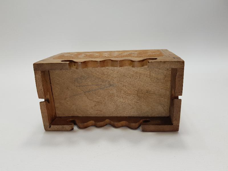 1930'LARDAN SİNOP CEZAEVİ İŞİ AHŞAP KAHVE KUTUSU 