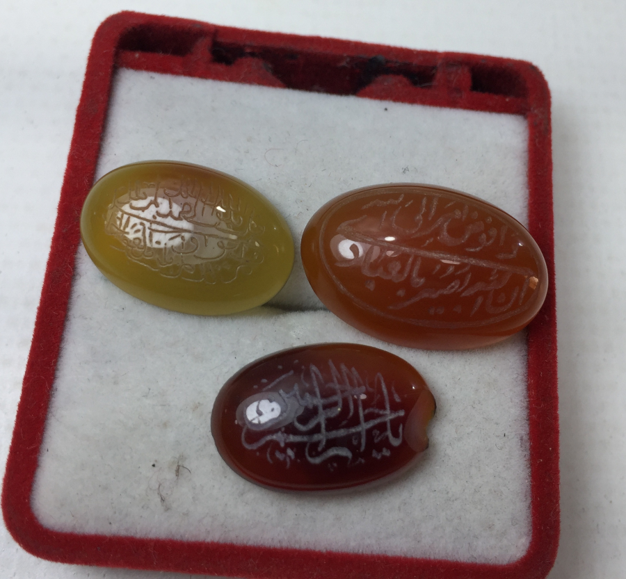 3 ADET EL KAZIMA AKİKTEN MAMUL YÜZÜK TAŞI