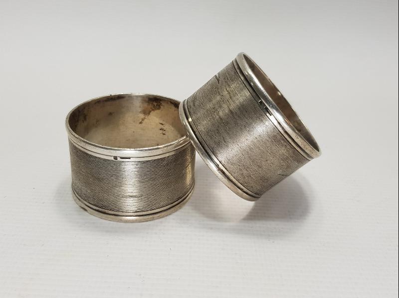 BİR ÇİFT GÜMÜŞ KAPLAMA PEÇETELİK 