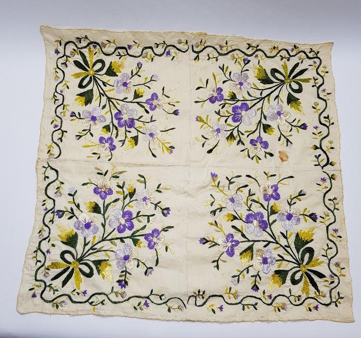 CUMHURİYET İLK DÖNEM HARİKA İŞLEMELİ ÇEVRE 