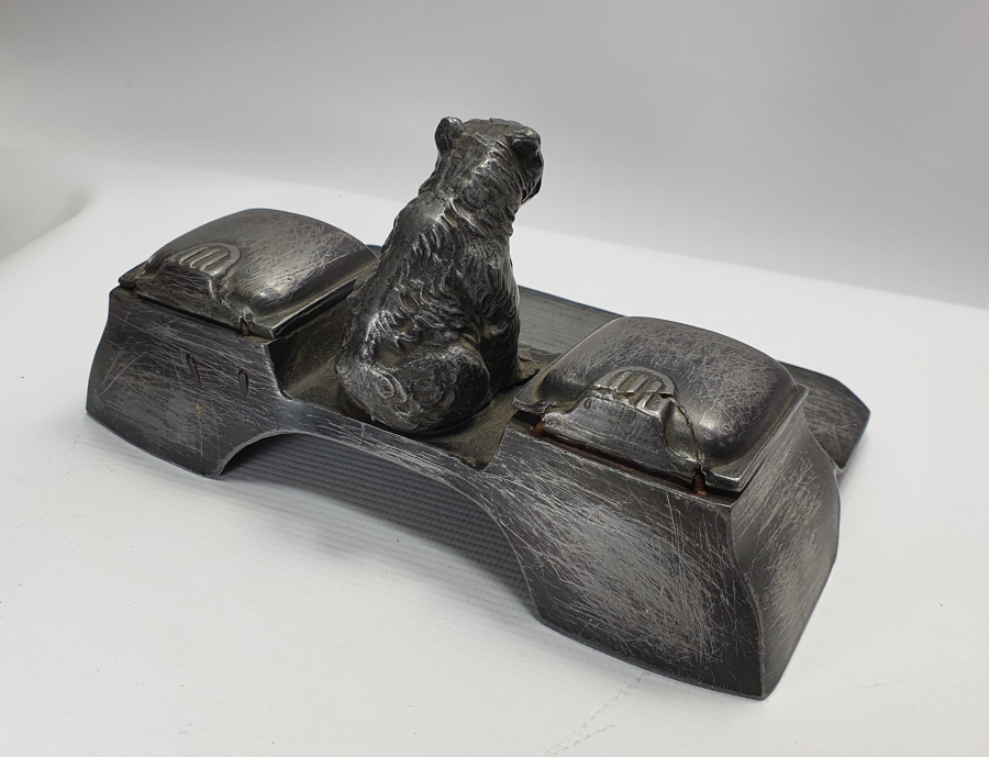 DÖKÜMDEN MAMUL AYI FİGÜRLÜ ANTİKA MASA ÜSTÜ HOKKA