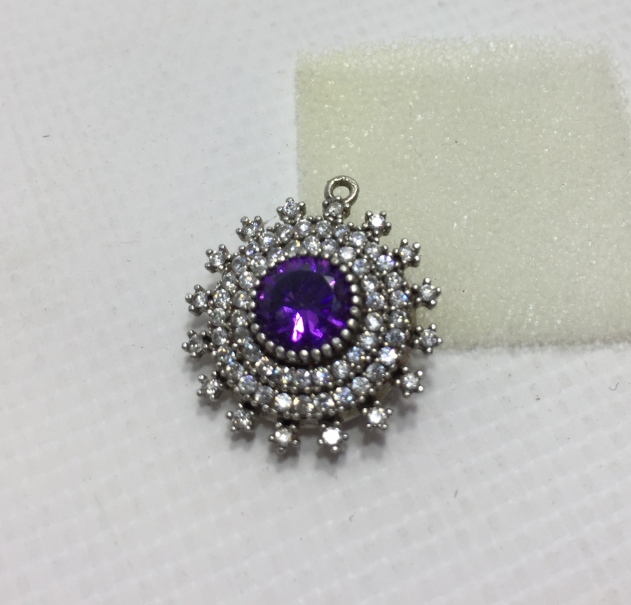 KAR TANESİ FORMUNDA GÜMÜŞ KOLYE UCU